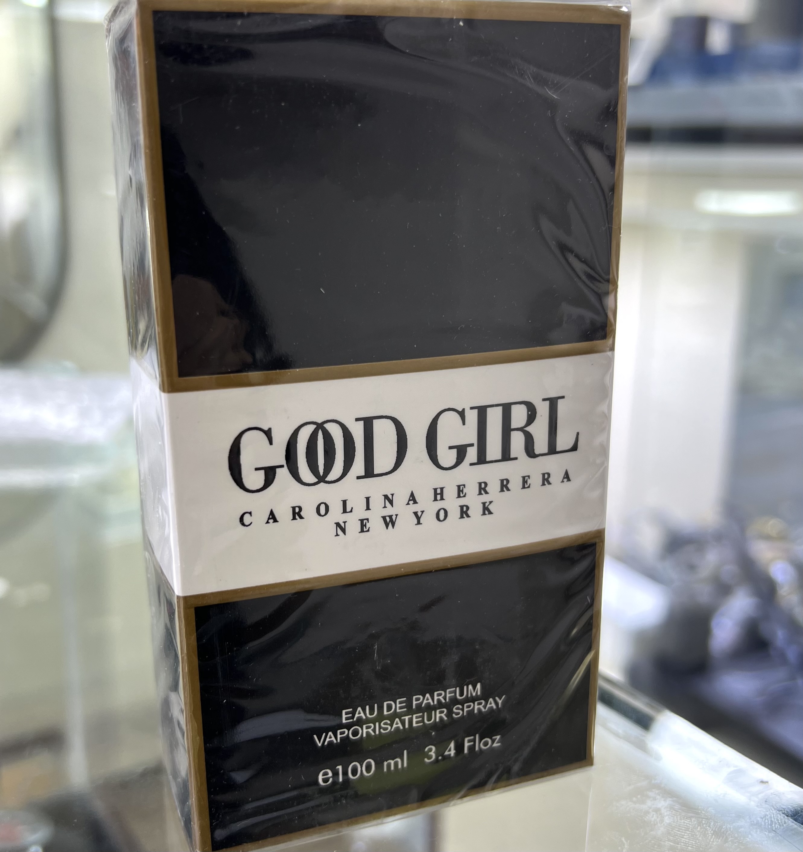 عطر ادوپرفیوم زنانه  مدل Good Girl رایحه شیرین حجم ۹۰ میلی لیتر