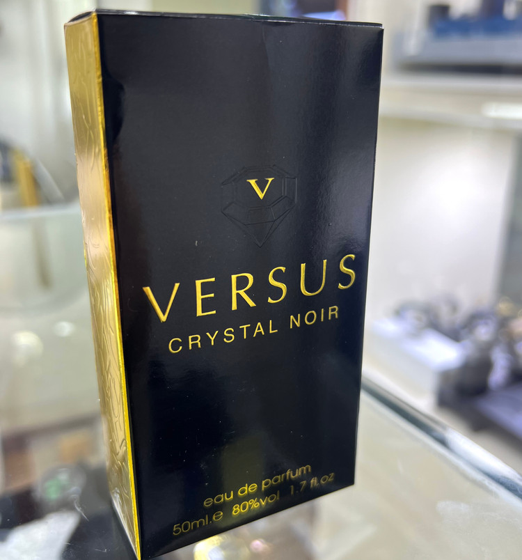 عطر ادوپرفیوم زنانه فراگرنس ورد مدل ورسوس کریستال نویر حجم ۵۰ میلی لیتر تلخ گرم