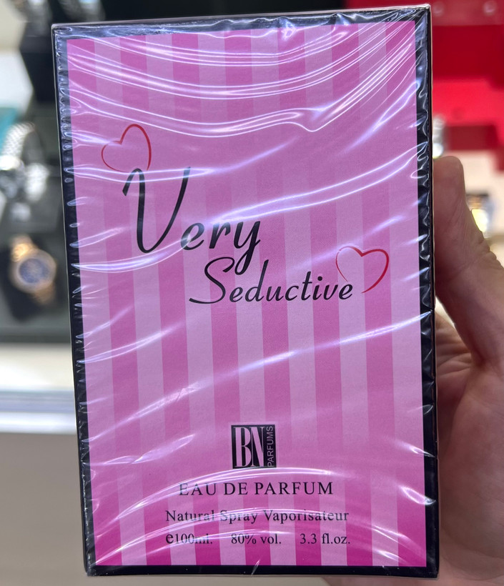 عطر ادکلن ویکتوریا سکرت very seductive 100 میل اماراتی